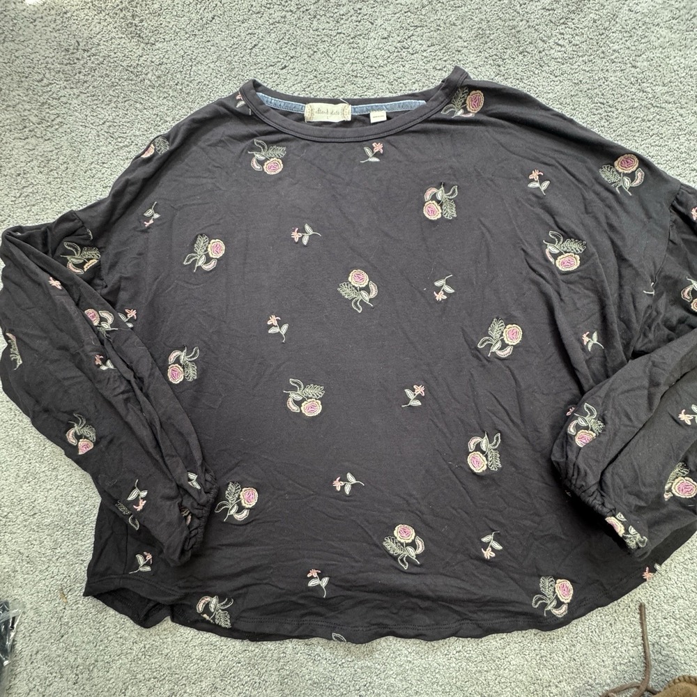 Altar'd State Women's Large Long Sleeve Embroidered Floral Blouse